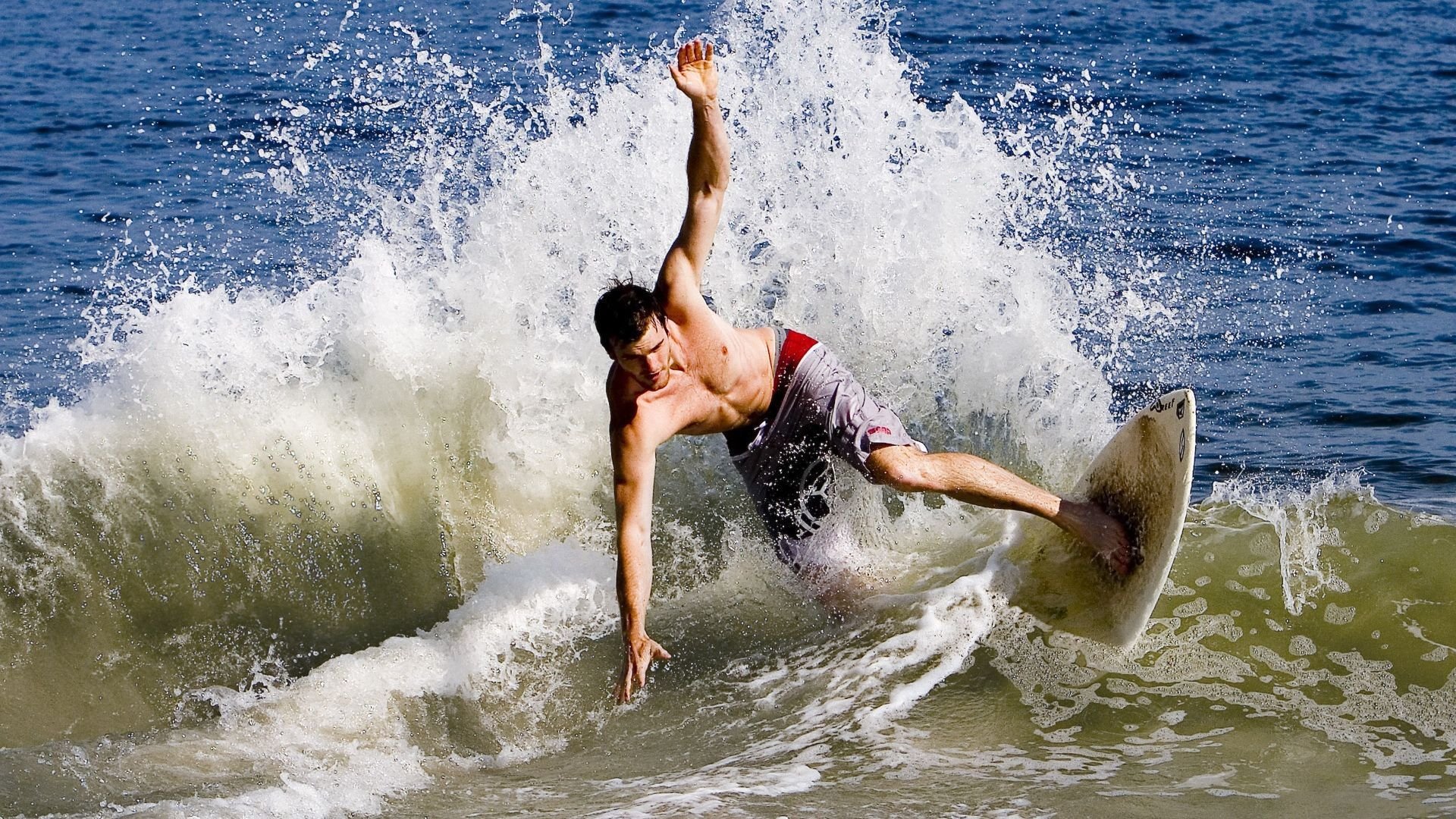 体育科技：虚拟现实和AI在篮球中的应用前景，虚拟体育是什么